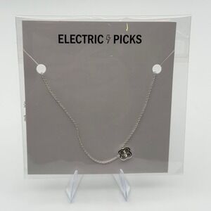 Electric Picks Camilla Flower Pendant Necklace‎ Silver Tone Clover Charm New